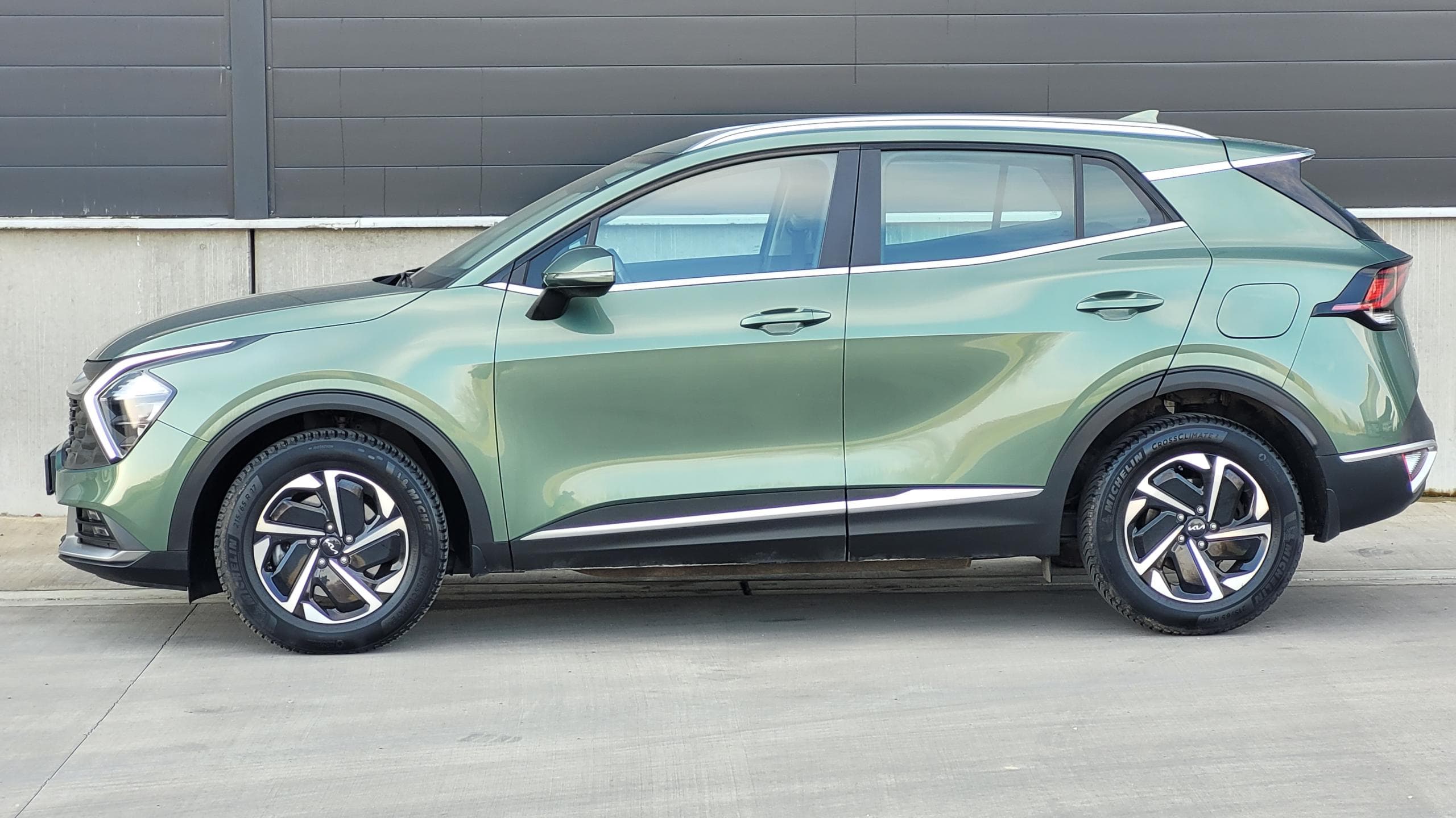 Kia Sportage 1.6i HEV, fotka 1