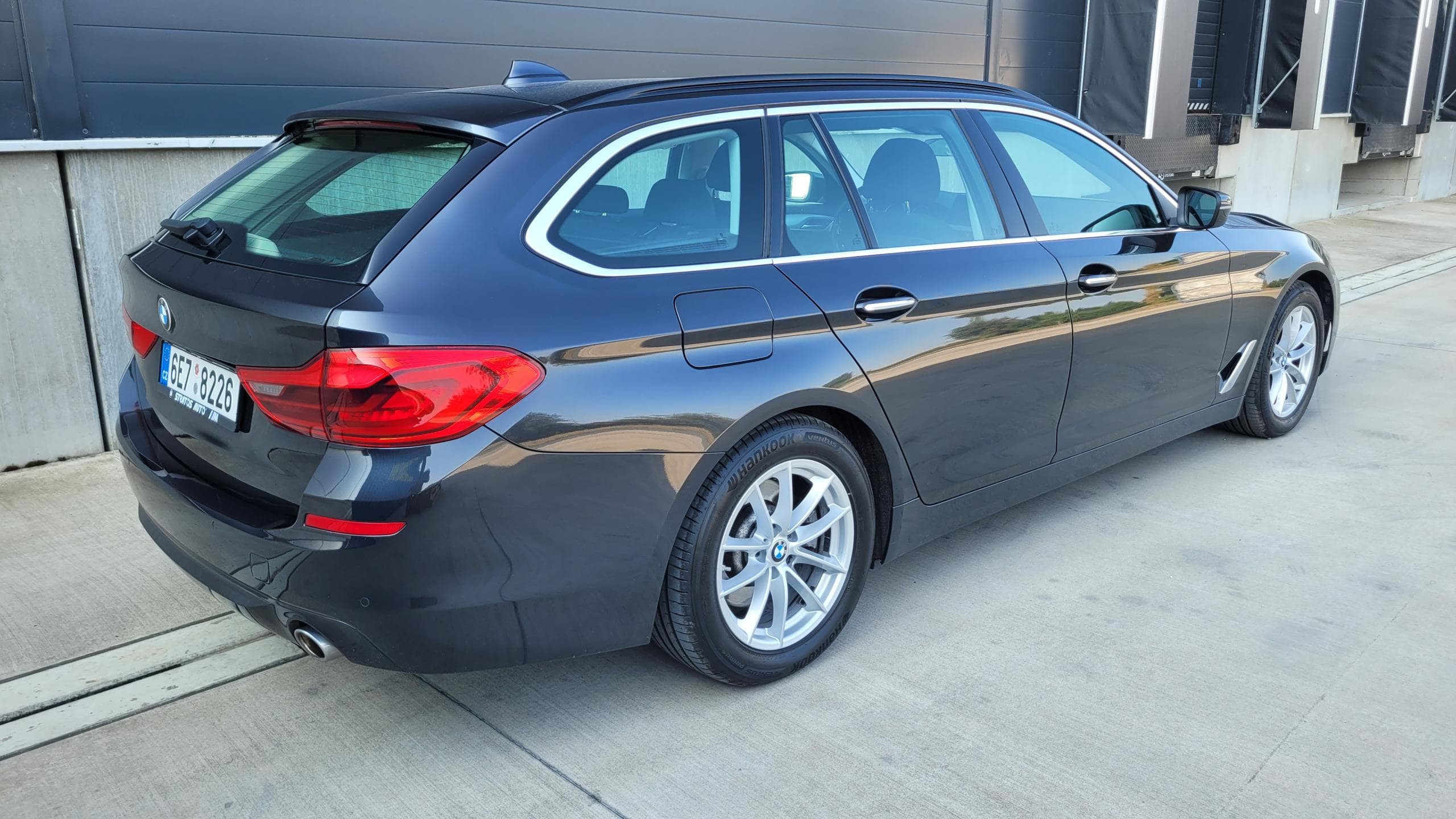 BMW Řada 5 520d, fotka 7