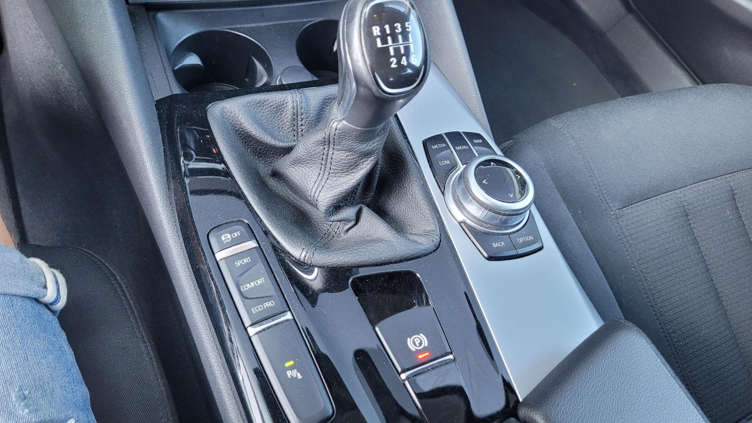 BMW Řada 5 520d, fotka 20