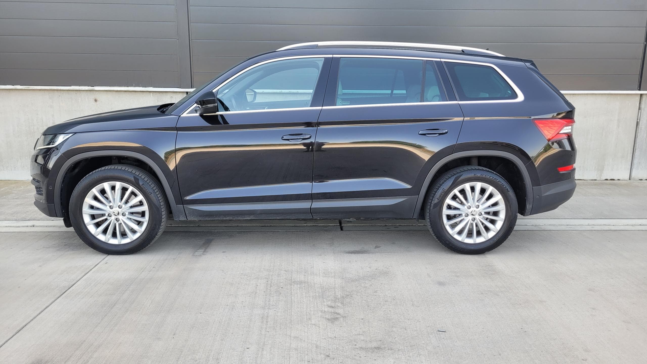 Škoda Kodiaq 2.0 TDI 4×4 DSG 7 míst, fotka 5