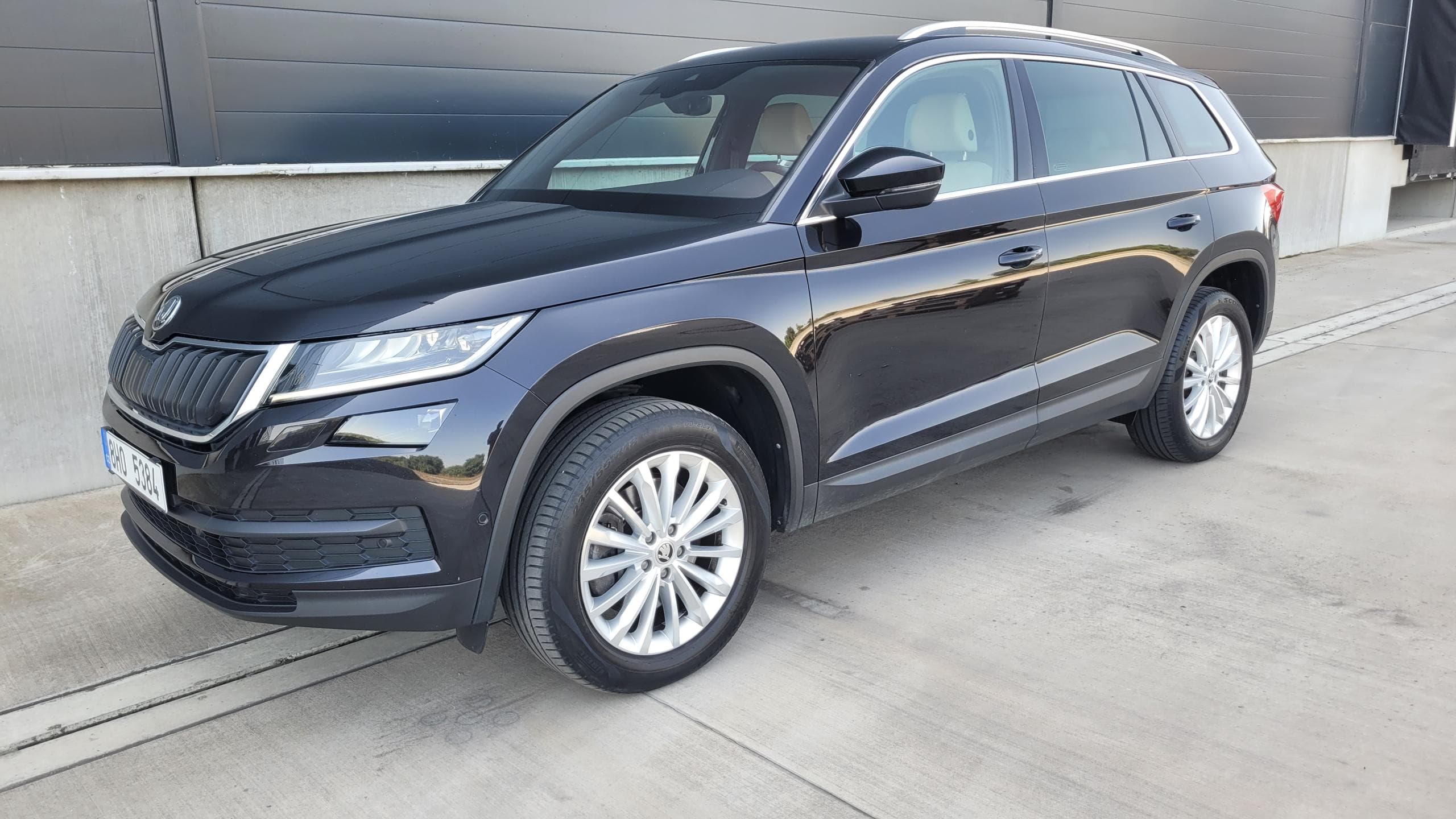 Škoda Kodiaq 2.0 TDI 4×4 DSG 7 míst, fotka 4