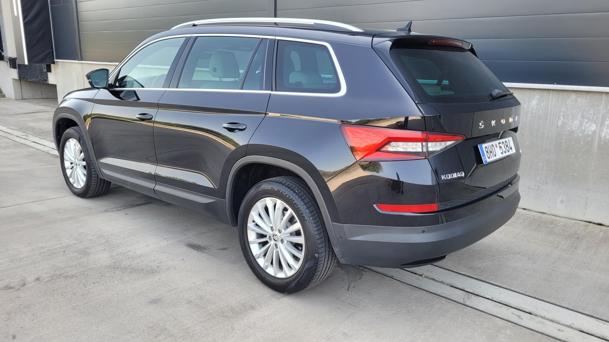 Škoda Kodiaq 2.0 TDI 4×4 DSG 7 míst, fotka 6