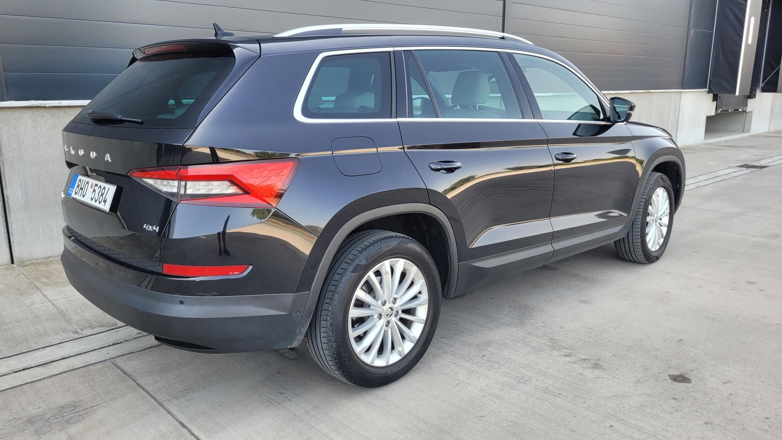 Škoda Kodiaq 2.0 TDI 4×4 DSG 7 míst, fotka 9