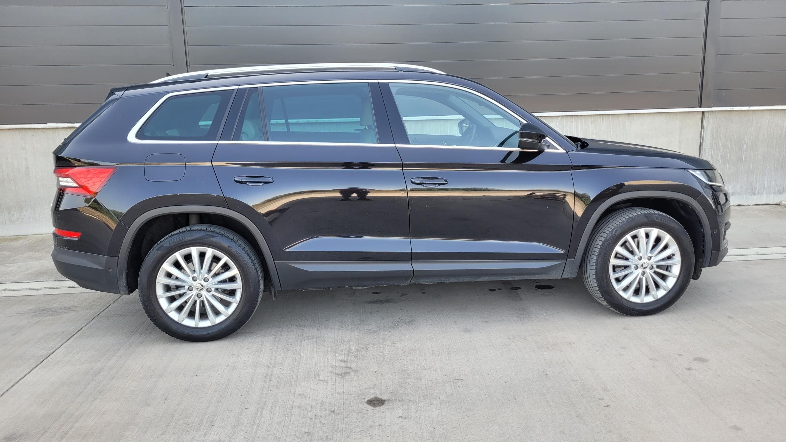 Škoda Kodiaq 2.0 TDI 4×4 DSG 7 míst, fotka 8