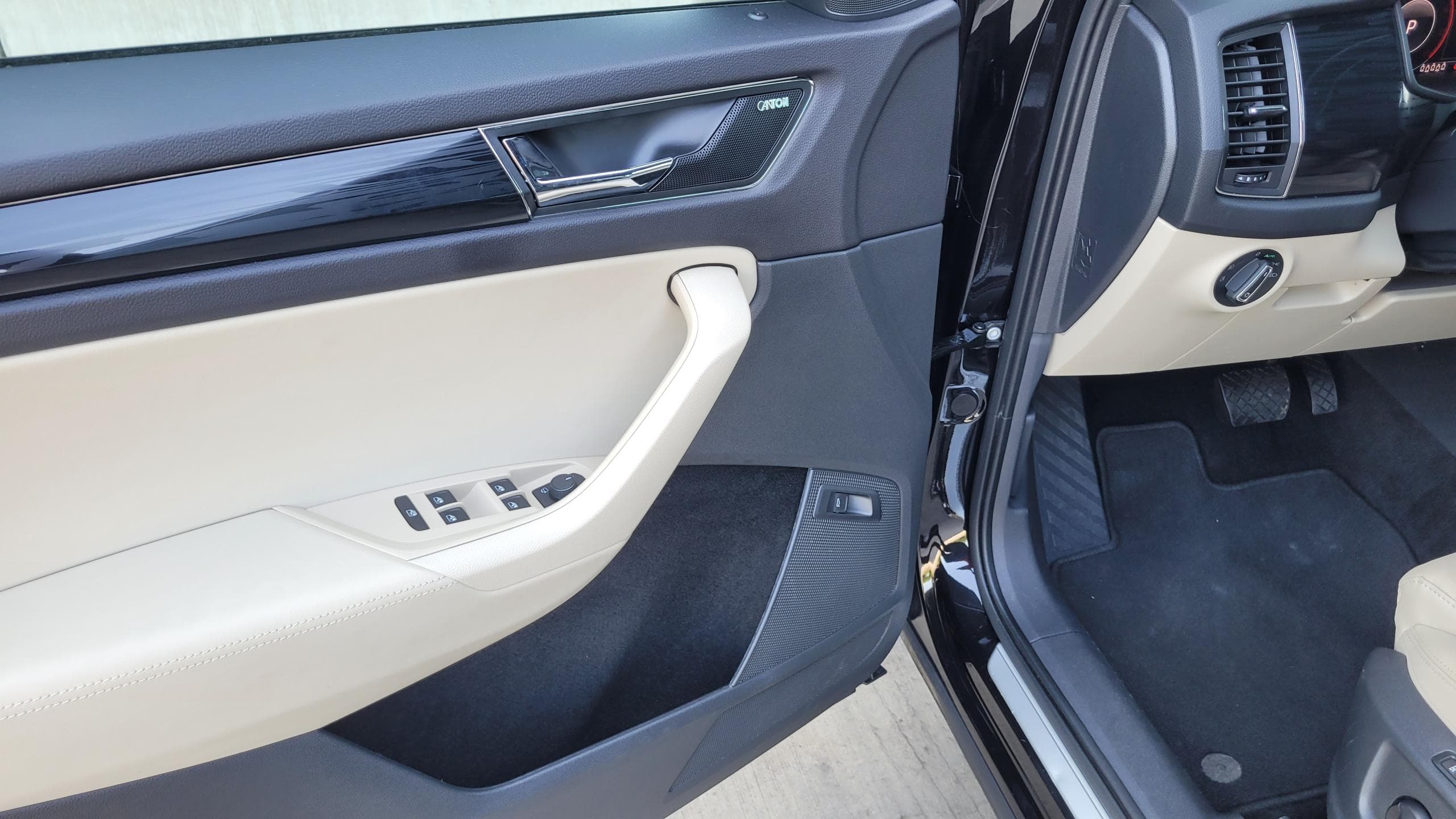 Škoda Kodiaq 2.0 TDI 4×4 DSG 7 míst, fotka 20