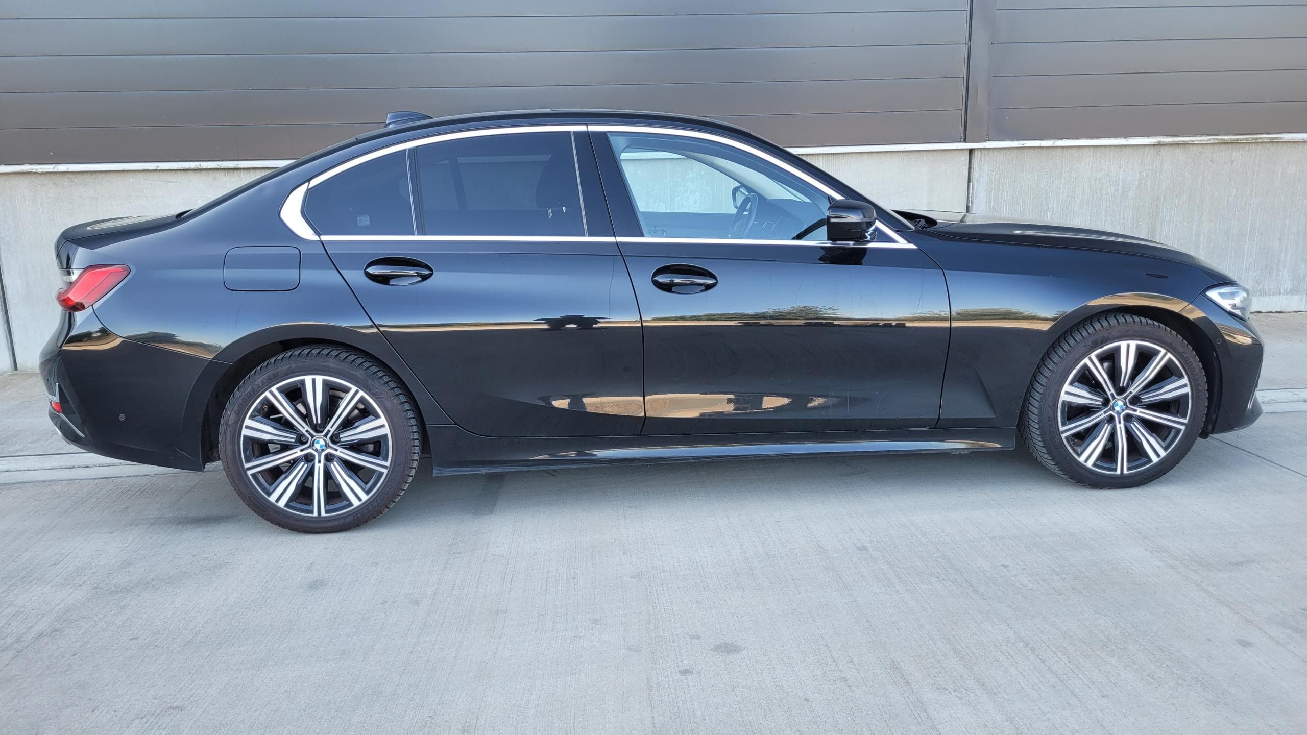BMW Řada 3 320d xDrive, fotka 8