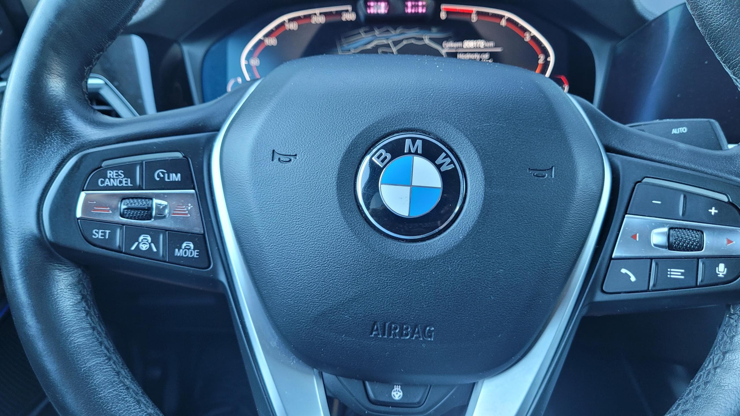 BMW Řada 3 320d xDrive, fotka 19