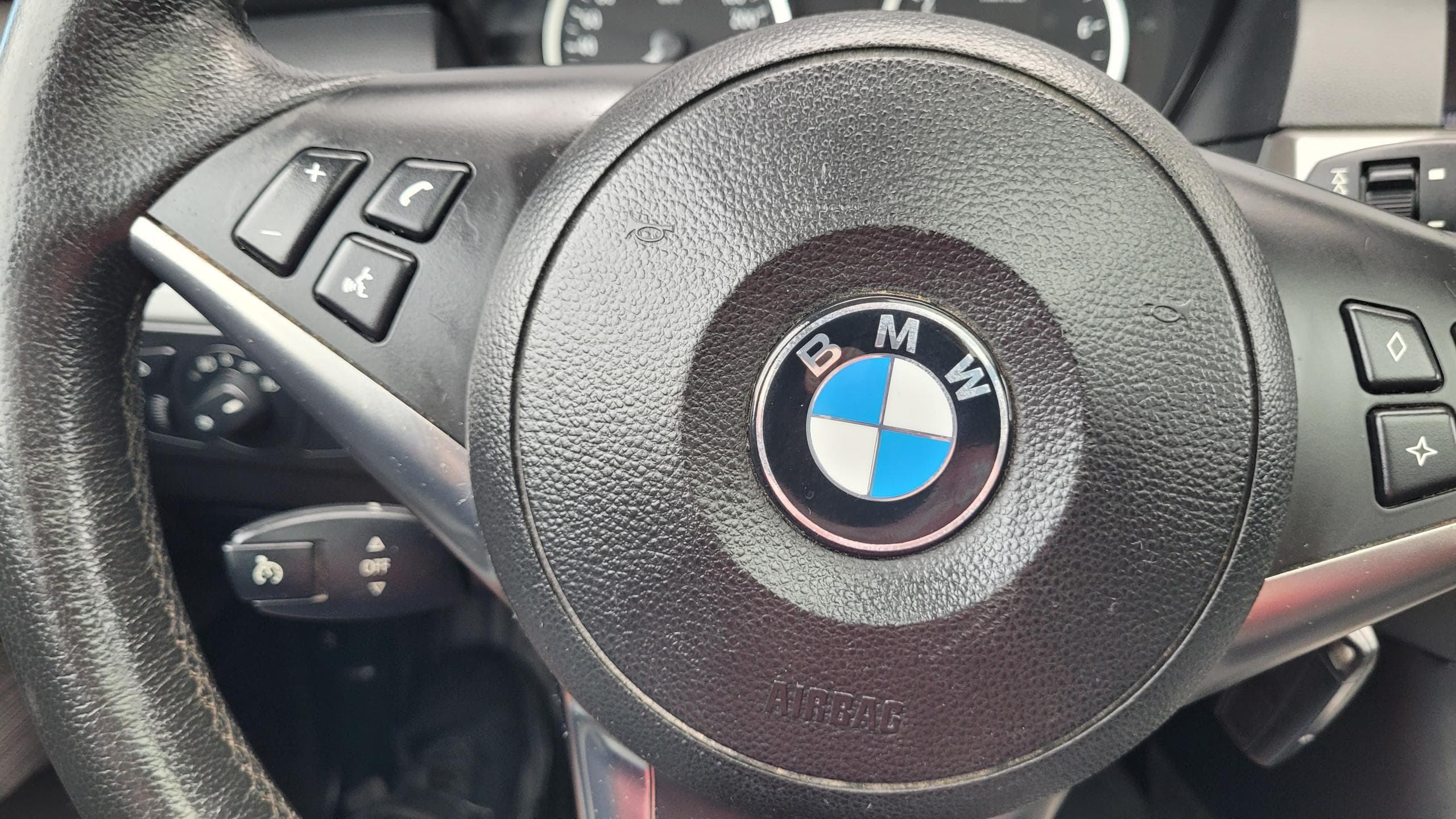 BMW Řada 5 525iA, fotka 22