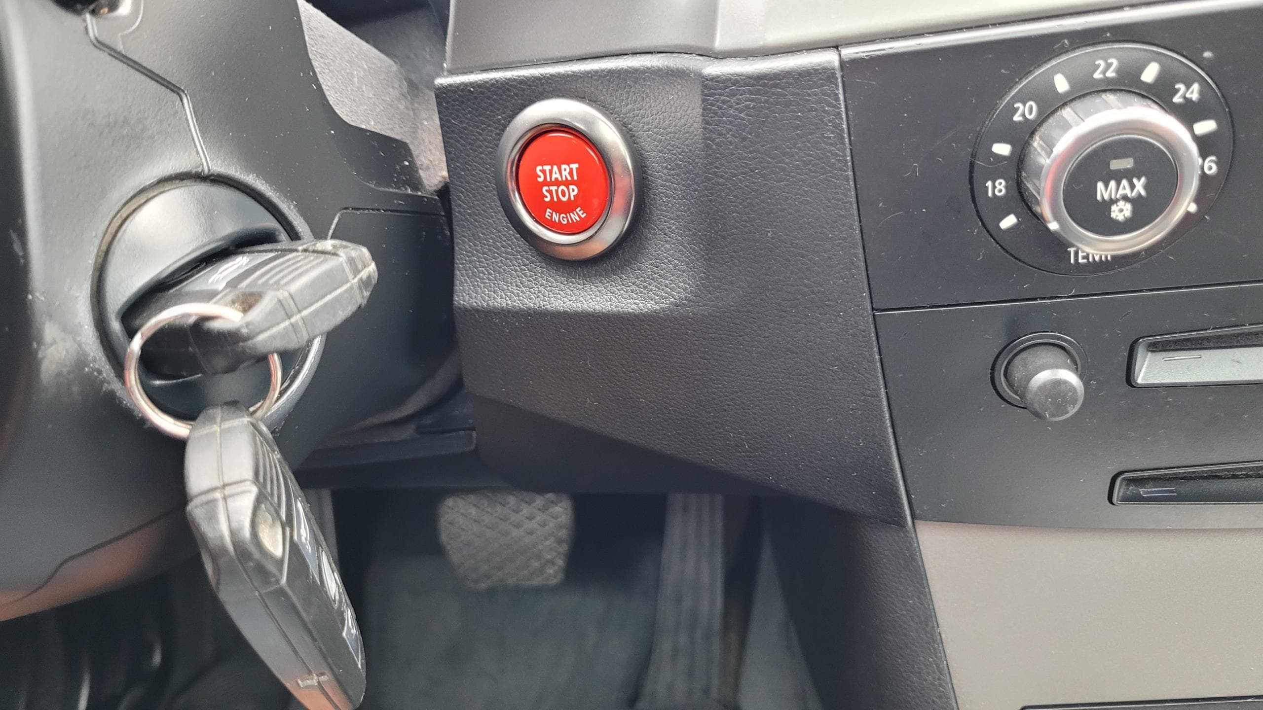 BMW Řada 5 525iA, fotka 25