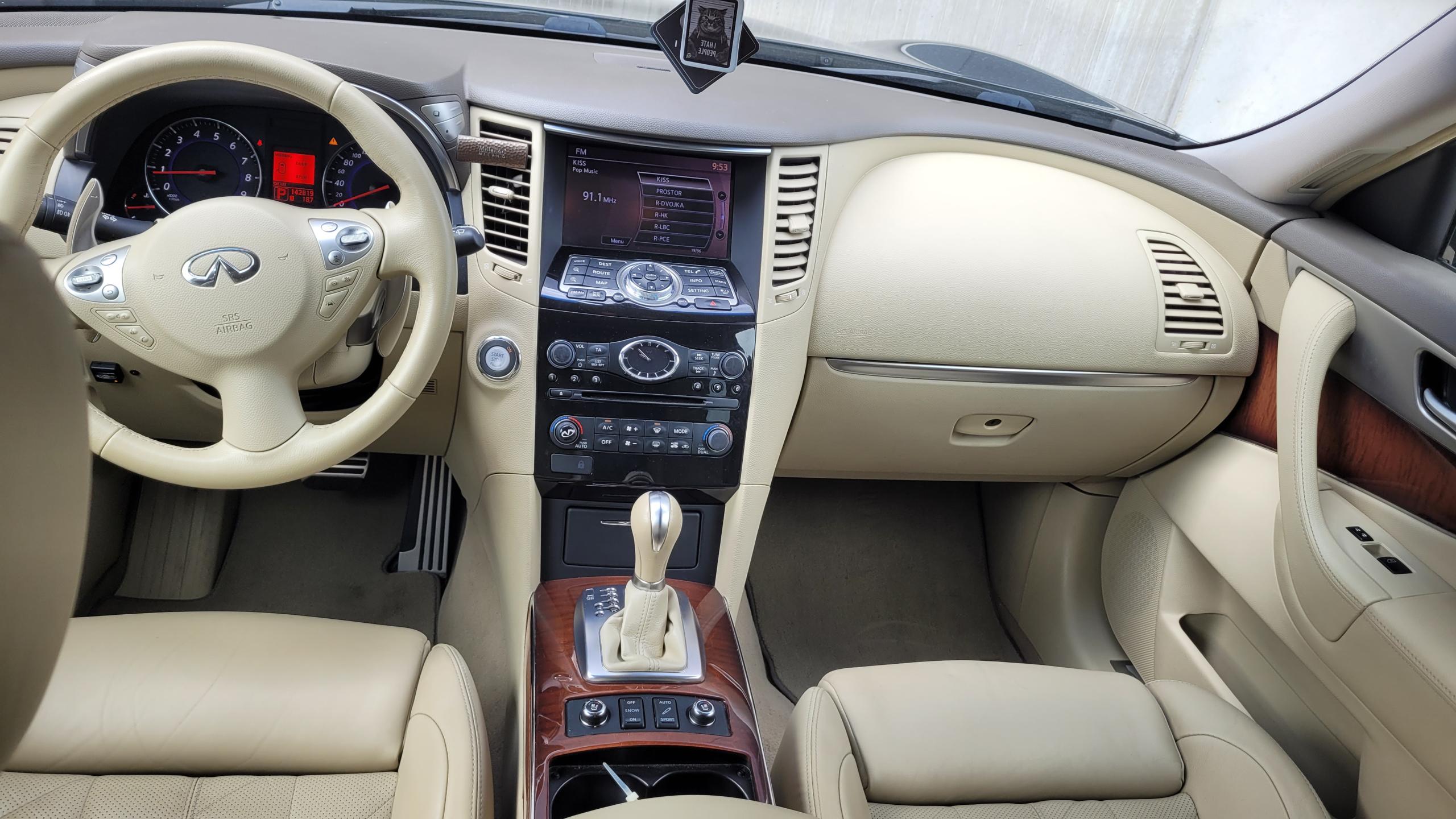 Infiniti FX37 3.7 V6 LPG — fotka 11