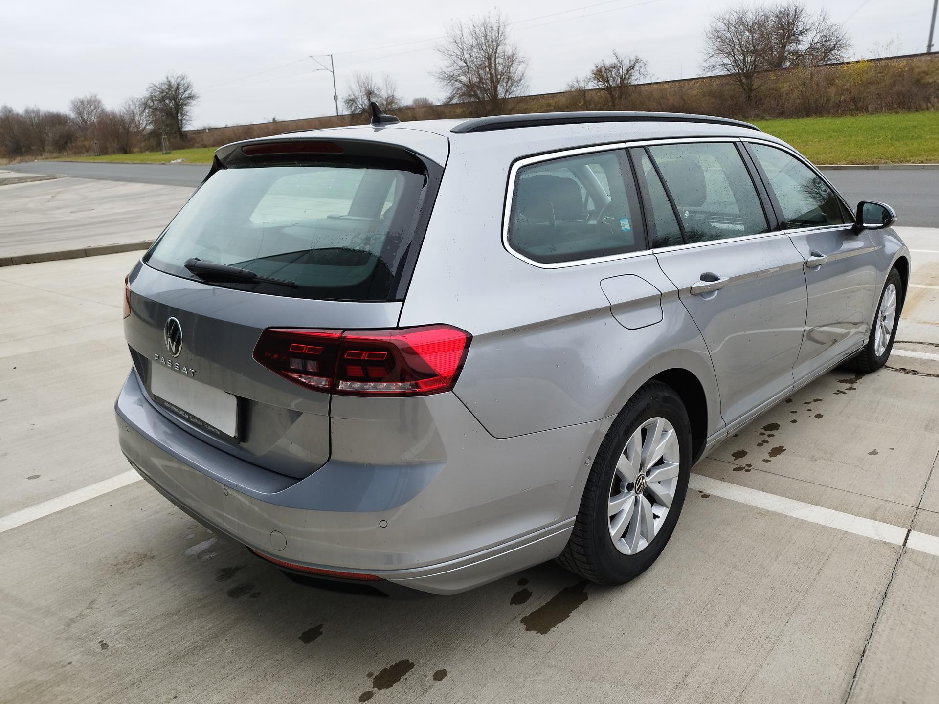 Volkswagen Passat 2.0 TDI — fotka 3